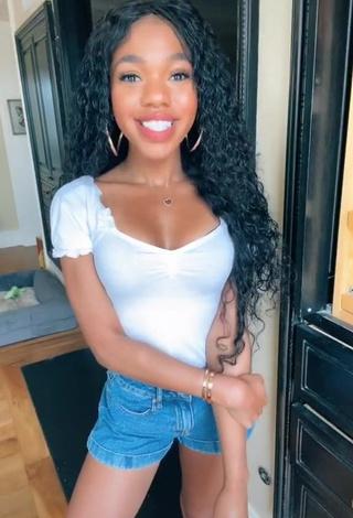 1. Desirable Teala Dunn Shows Cleavage in White Top