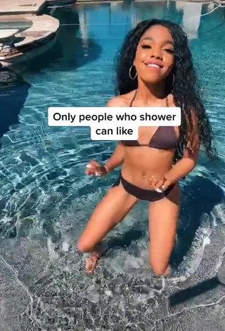 1. Teala Dunn in Nice Black Bikini at the Pool