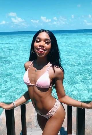 1. Elegant Teala Dunn Shows Butt in the Sea