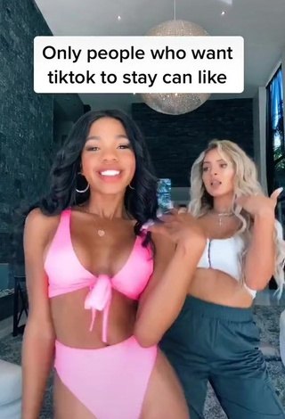 3. Cute Teala Dunn Shows Cleavage and Bouncing Boobs