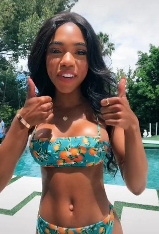 4. Teala Dunn Shows her Sexy Butt at the Swimming Pool