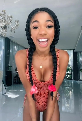 1. Sexy Teala Dunn Shows Cleavage in Leopard Swimsuit and Bouncing Tits