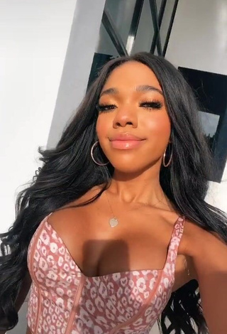 1. Hottie Teala Dunn Shows Cleavage in Leopard Crop Top