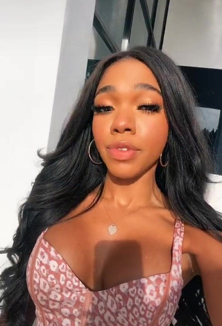 3. Hottie Teala Dunn Shows Cleavage in Leopard Crop Top