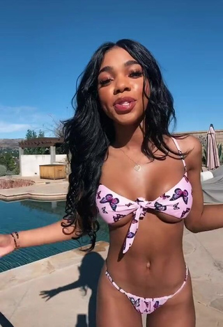 1. Sweet Teala Dunn Shows Butt at the Swimming Pool (Side Boob)