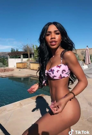 3. Sweet Teala Dunn Shows Butt at the Swimming Pool (Side Boob)