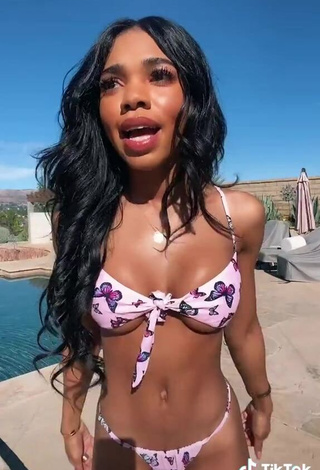 4. Sweet Teala Dunn Shows Butt at the Swimming Pool (Side Boob)