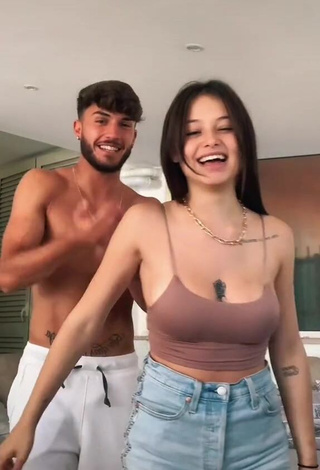 1. Beautiful Zoe Massenti Shows Cleavage in Sexy Beige Crop Top and Bouncing Boobs