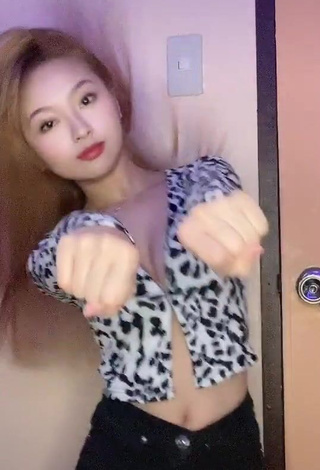 4. Sexy Angelic Sakura Shows Cleavage in Crop Top and Bouncing Boobs