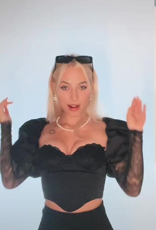 Hot Anyta Nesk Shows Cleavage in Black Crop Top