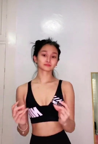 Hot Chienna Filomeno Shows Cleavage in Sport Bra and Bouncing Boobs