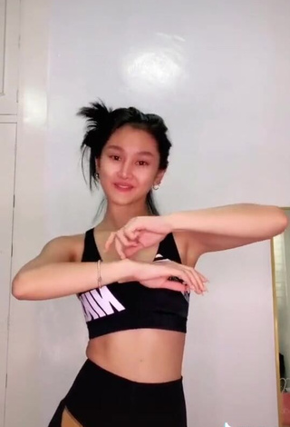 4. Hot Chienna Filomeno Shows Cleavage in Sport Bra and Bouncing Boobs