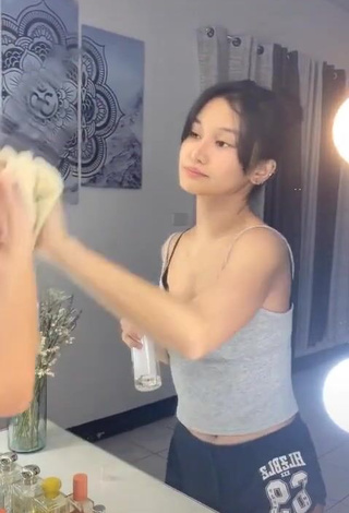 4. Hot Chienna Filomeno Shows Cleavage in Dress