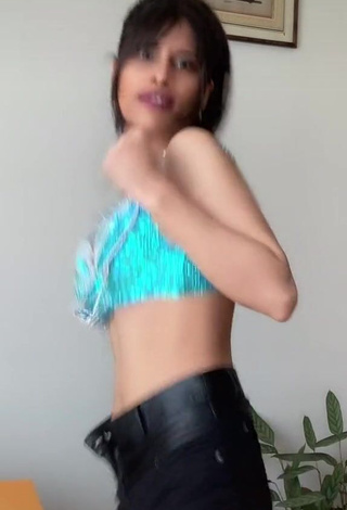 3. Hottest XENA in Blue Crop Top and Bouncing Boobs