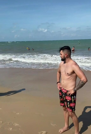 Hot Dri Santos Shows Butt at the Beach