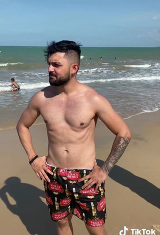 3. Hot Dri Santos Shows Butt at the Beach