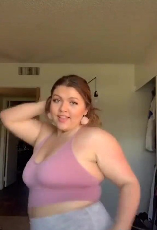 3. Sexy Lexie Lemon Shows Cleavage in Pink Crop Top and Bouncing Big Breasts