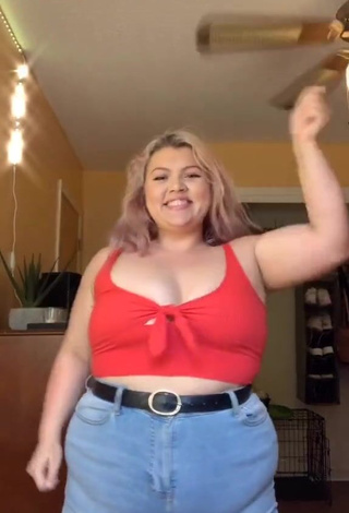 Hottie Lexie Lemon Shows Cleavage in Red Crop Top and Bouncing Big Boobs