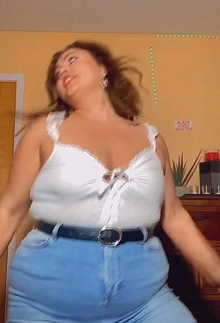 4. Sweet Lexie Lemon Shows Cleavage in Cute White Top and Bouncing Big Tits