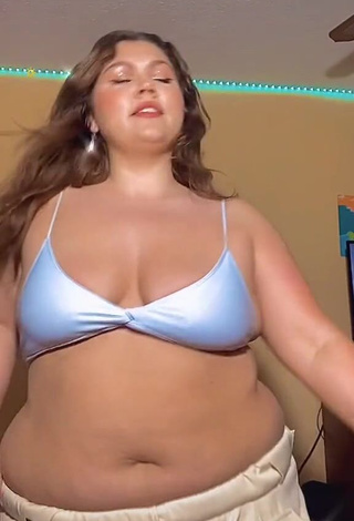 3. Gorgeous Lexie Lemon Shows Cleavage in Alluring Blue Bikini Top and Bouncing Tits