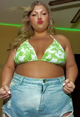 4. Alluring Lexie Lemon in Erotic Bikini Top and Bouncing Tits