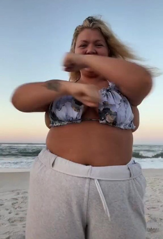 1. Sweetie Lexie Lemon in Floral Bikini Top at the Beach and Bouncing Boobs