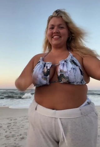 3. Sweetie Lexie Lemon in Floral Bikini Top at the Beach and Bouncing Boobs