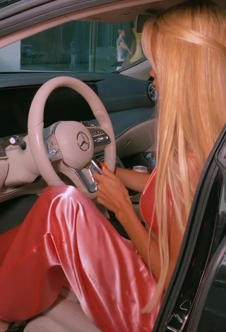 4. Hot Sara Damnjanović in Pink Overall in a Car (Underboob)