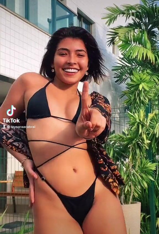 1. Desirable Taynara Cabral in Black Bikini