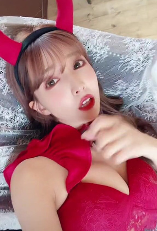 3. Hot Yua Mikami Shows Cleavage in Red Bra