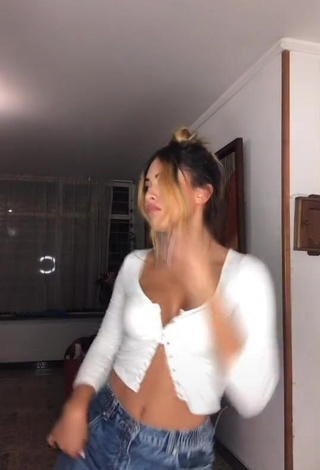 4. Desirable Aleja Villeta Shows Cleavage in White Crop Top and Bouncing Boobs