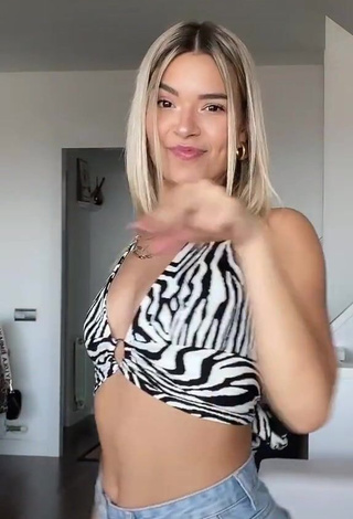 4. Hottest Andrea Mengual in Zebra Crop Top