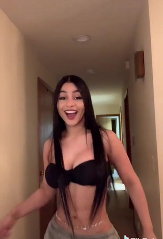 Hot Barbara Ramirez Shows Cleavage in Black Bikini Top