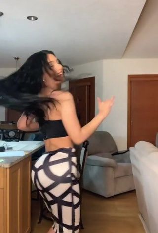 3. Cute Barbara Ramirez Shows Big Butt