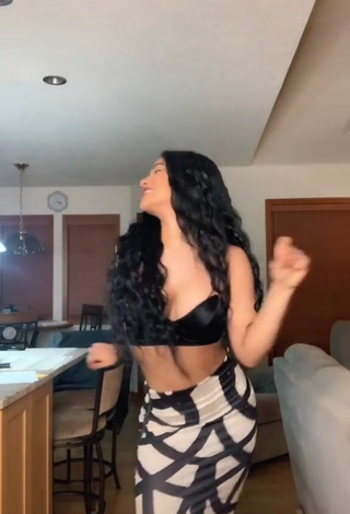 4. Sexy Barbara Ramirez Shows Butt