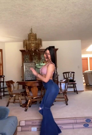 3. Sweetie Barbara Ramirez Shows Butt