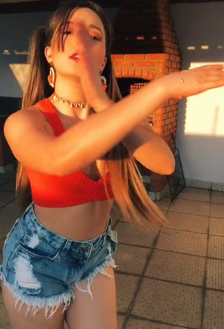 Hot Bya Kessey Shows Cleavage in Red Crop Top