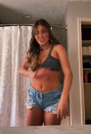 4. Amazing Camryn Cordova Shows Cleavage in Hot Grey Bikini Top and Bouncing Tits