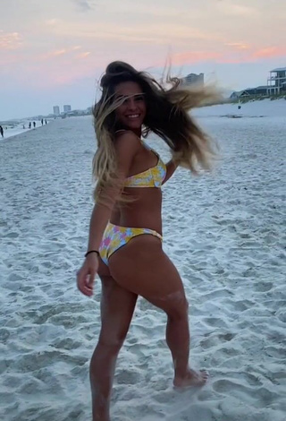 4. Sexy Camryn Cordova Shows Butt at the Beach