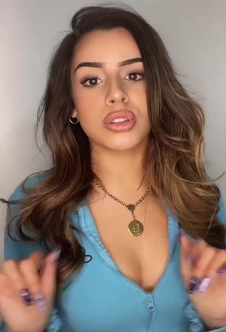 3. Sexy Celina Sharma Shows Cleavage in Blue Crop Top