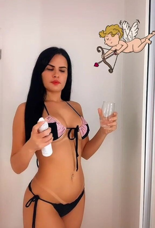 Breathtaking Dine Azevedo in Bikini