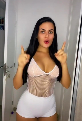 Sweetie Dine Azevedo Shows Cleavage in White Top