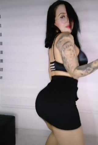 Seductive Eve Herrera in Black Crop Top while Twerking