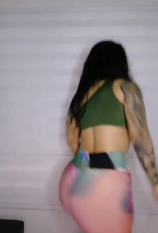 4. Sensual Eve Herrera Shows Big Butt and Bouncing Boobs