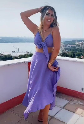 3. Hot Gizemjelii in Purple Crop Top on the Balcony