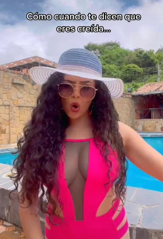 1. Hot Gleidy Rojas Shows Cleavage in Firefly Rose Swimsuit at the Pool