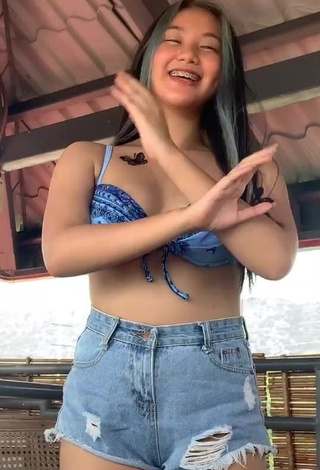 3. Hot Vanessa Domingo Shows Cleavage in Bikini Top and Bouncing Boobs