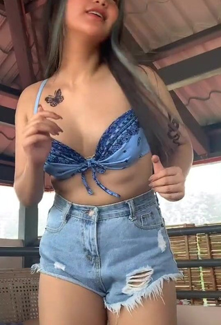 Sexy Vanessa Domingo Shows Cleavage in Bikini Top and Bouncing Boobs