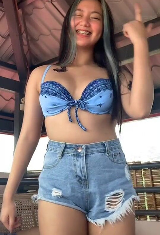 4. Sexy Vanessa Domingo Shows Cleavage in Bikini Top and Bouncing Boobs