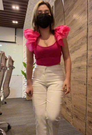 1. Sexy Glenda Dela Cruz Shows Cleavage in Firefly Rose Top